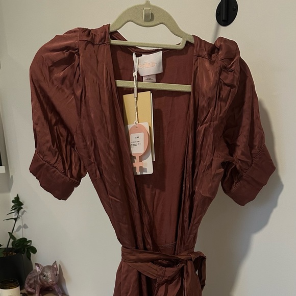 Selkie Seaside Gown (Coconut, size Large (L)) - Picture 4 of 4